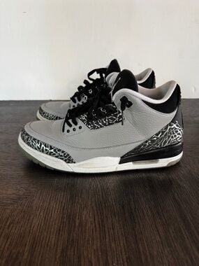 Nike Air Jordan 3 Retro Wolf Grey Metallic Silver Black  Men's 10.5  136064-004